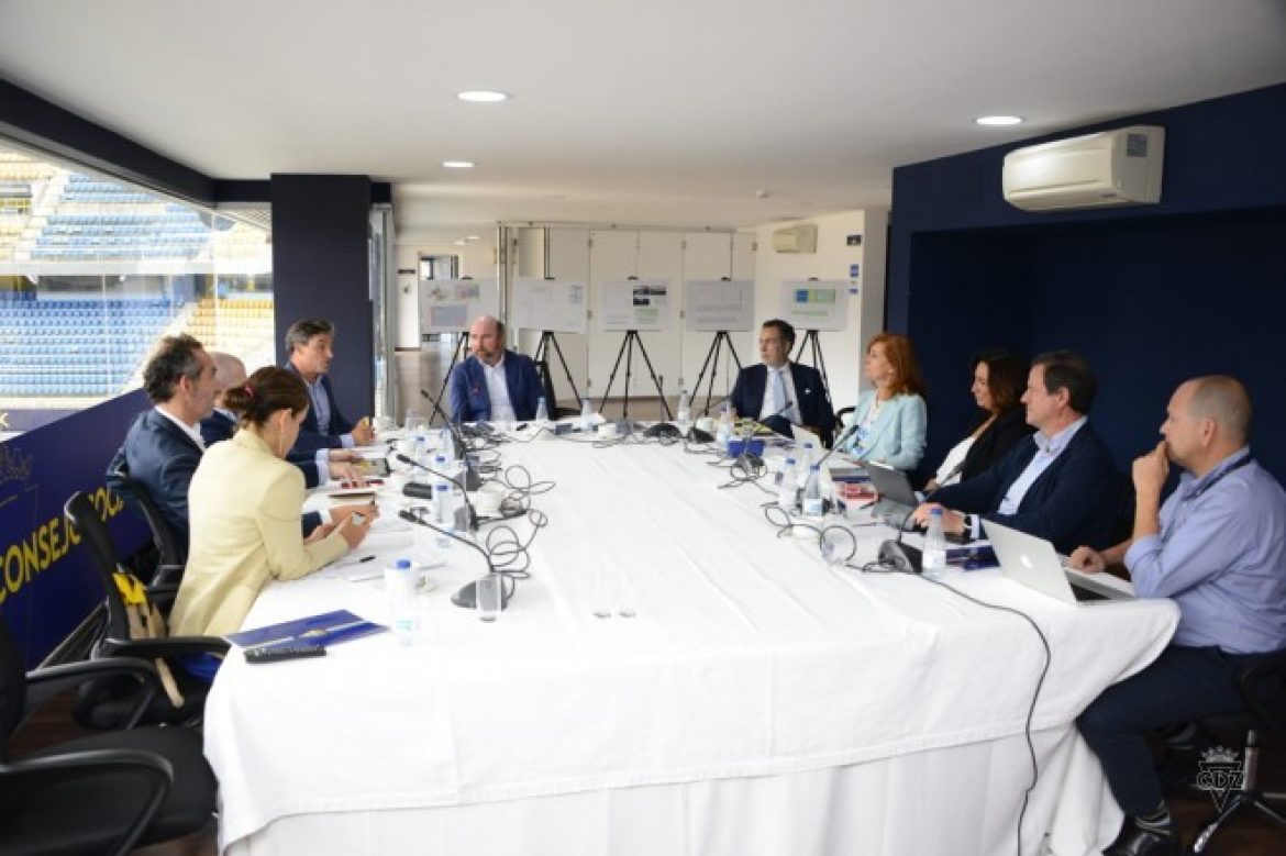 7 integrantes de La 11Mil, en el Consejo Social del Cádiz CF, que preside José María Vallejo