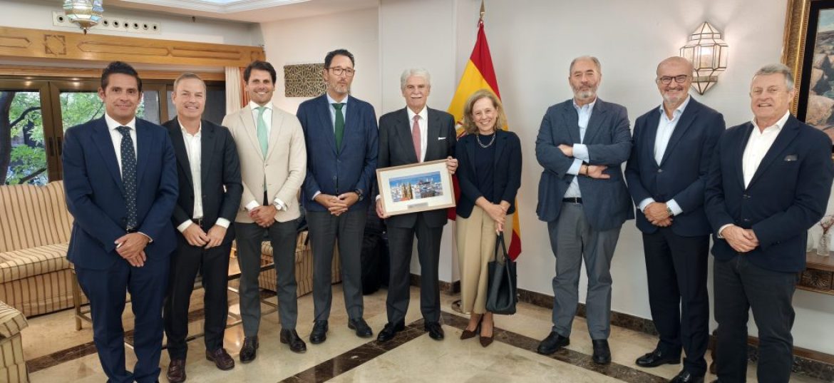 Alfonso Dastis analiza los grandes desafíos de la política internacional en un nuevo encuentro de La 11mil en Madrid